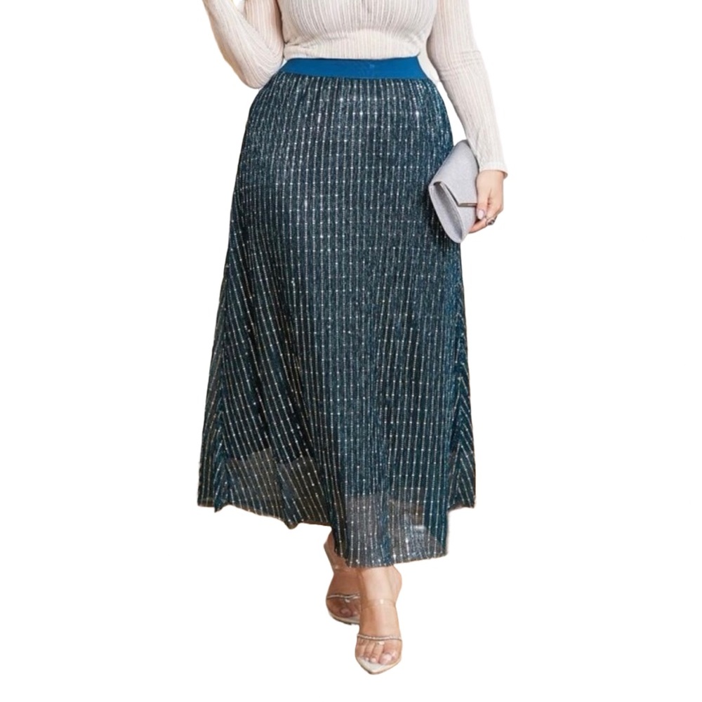🪩 Sequin Skirt 🪩 - Picture 3 of 6